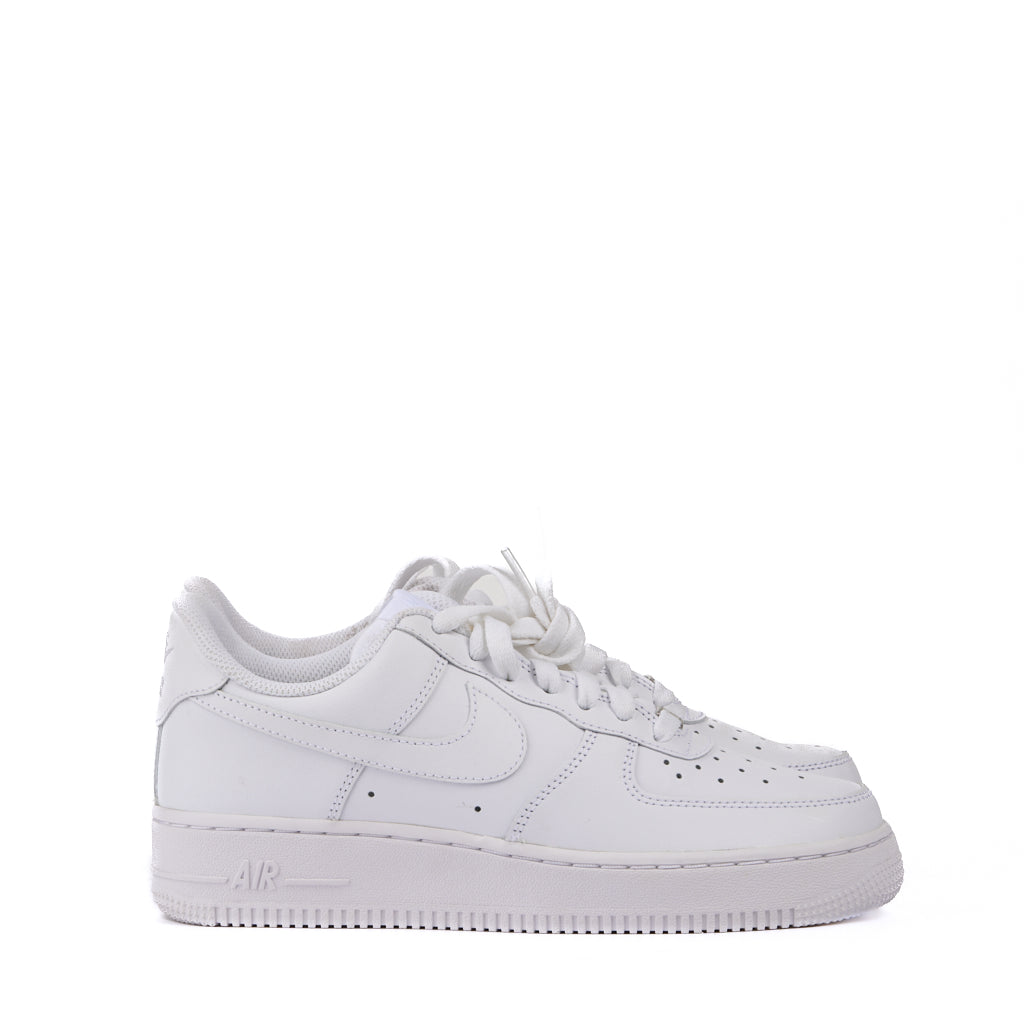 Nike Air Force 1 White Size 6 New