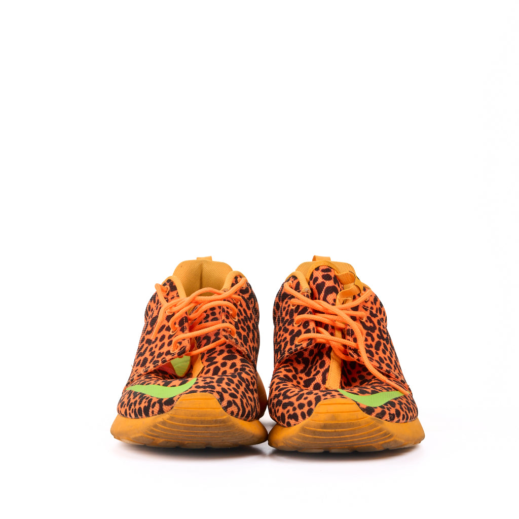Nike Roshe Run FB Orange Leopard Size 11.5 Used