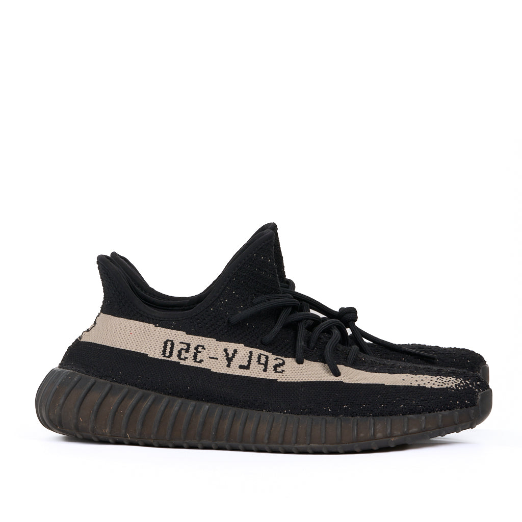 Adidas Yeezy 350 V2 Oreo Size 11.5 Used
