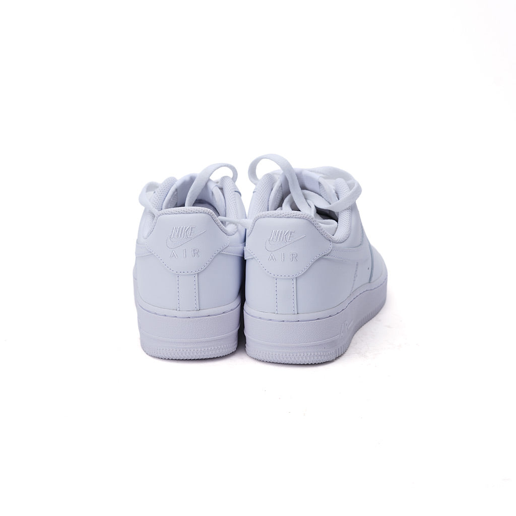 AF1 White Size 7 New – Reshoevn8r