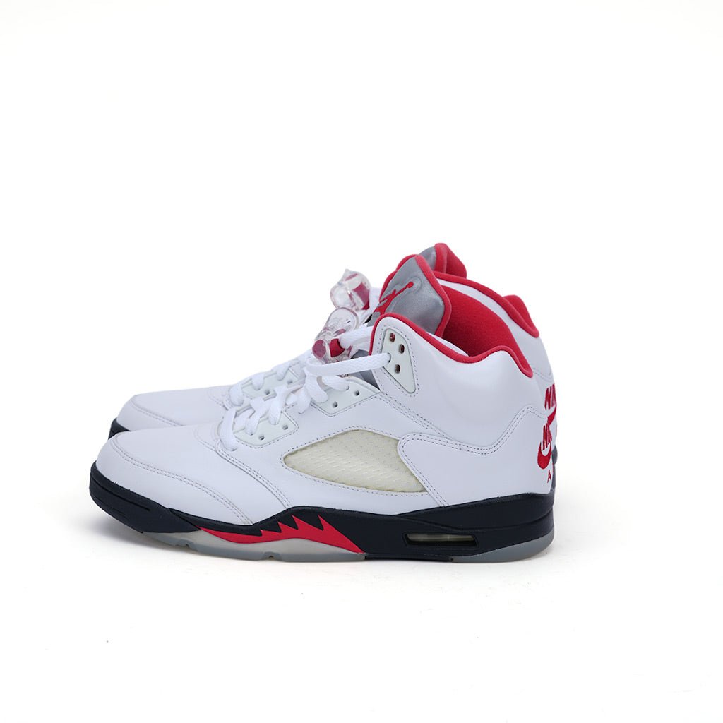 Nike Air Jordan 5 Fire Red Size 9.5 New