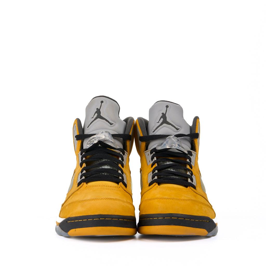 Nike Air Jordan 5 T23 Tokyo Size 9.5 Used