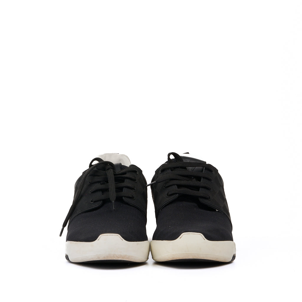 Louis Vuitton Fastlane Black Size 11 Used