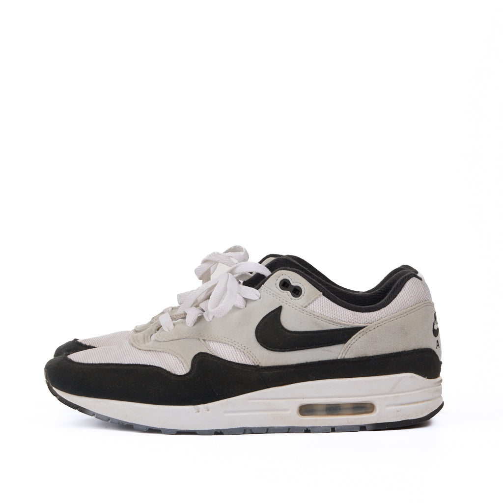 Nike Air Max 1 White Black Pure Platinum Size 11.5 Used