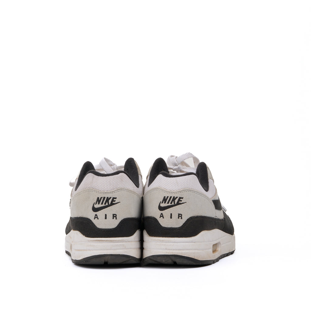 Nike Air Max 1 White Black Pure Platinum Size 11.5 Used