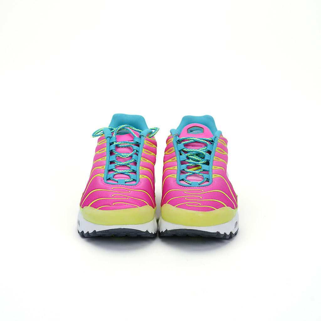 Nike Air Max Plus Volt pink Size 4.5 Used