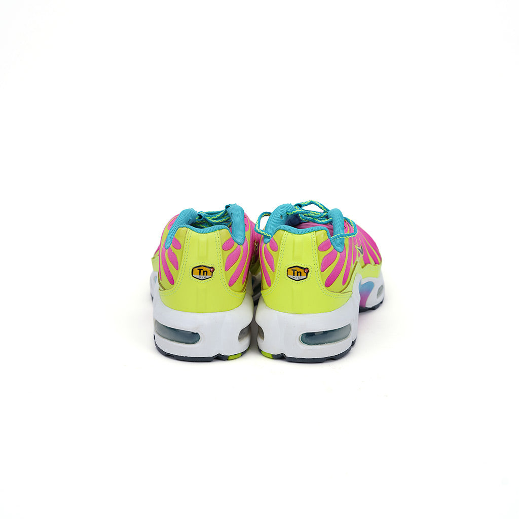 Nike Air Max Plus Volt pink Size 4.5 Used