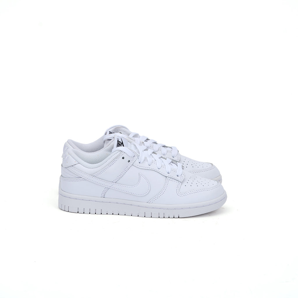 Nike Dunk triple White Size 5.5 New