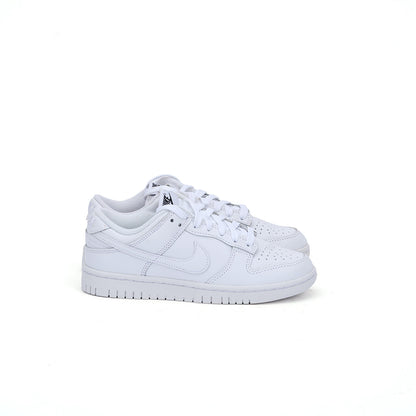 Nike Dunk triple White Size 5.5 New