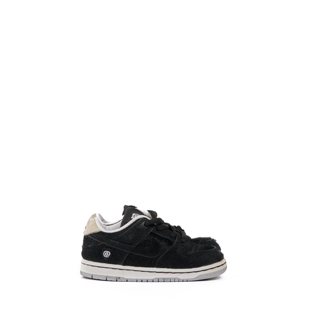Nike Dunk Low SB BE@RBRICK Size 8C Used