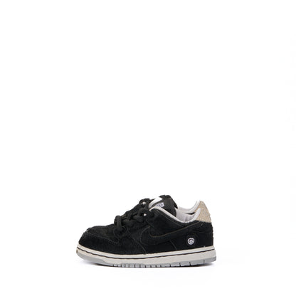 Nike Dunk Low SB BE@RBRICK Size 8C Used