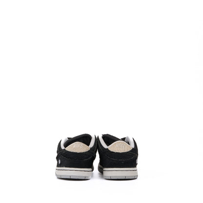 Nike Dunk Low SB BE@RBRICK Size 8C Used